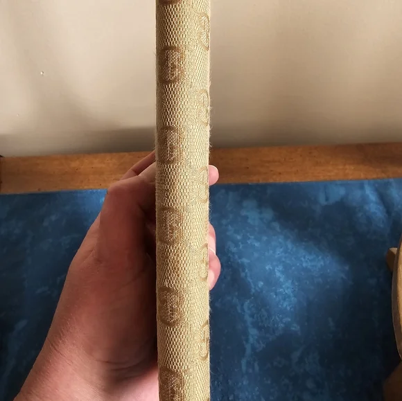 Authentic Gucci Wallet - Picture 3 of 16